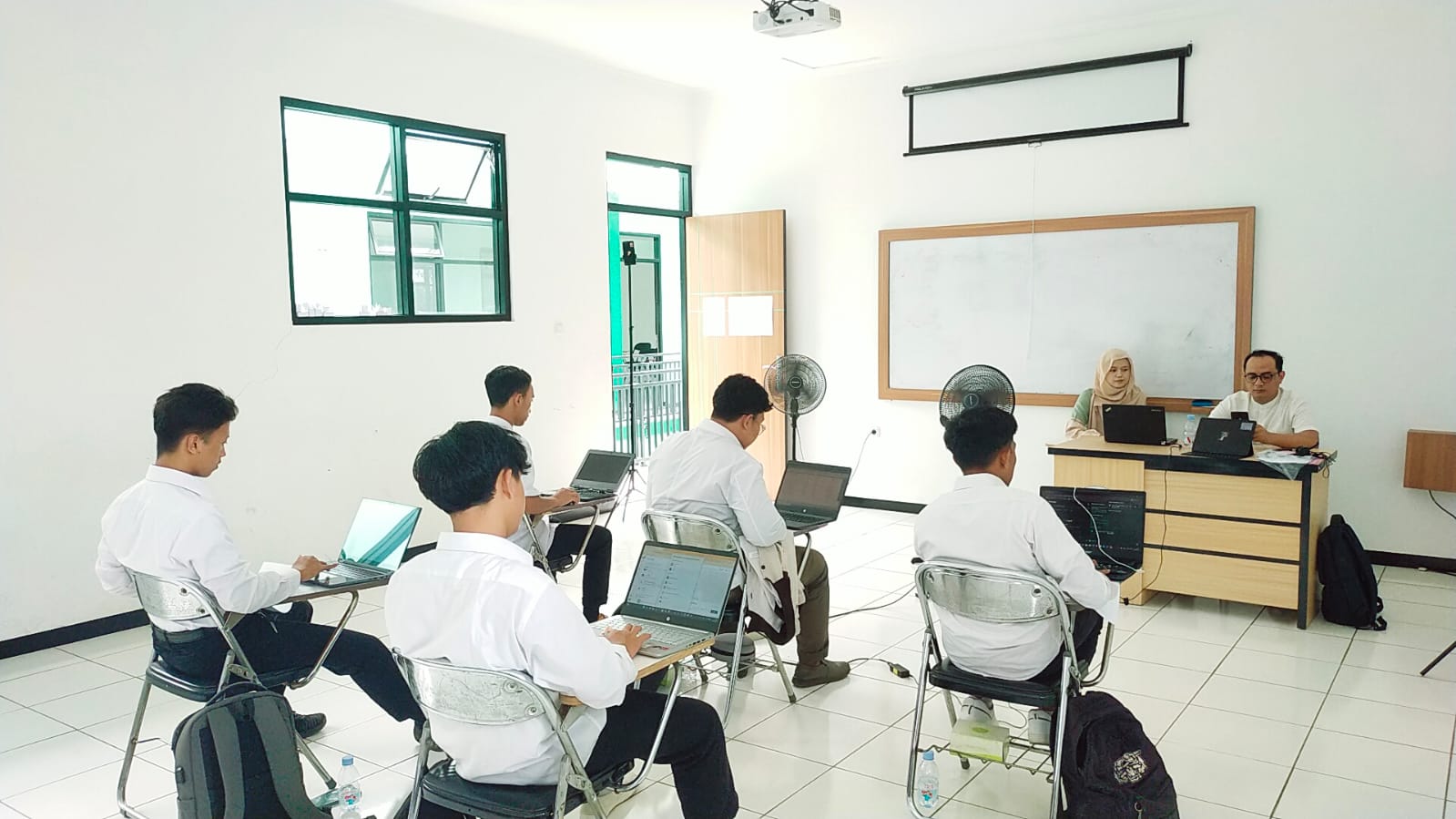 Ujian Dauroh Lughowy